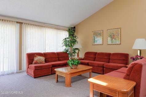240 Medford Court Manalapan NJ 07726