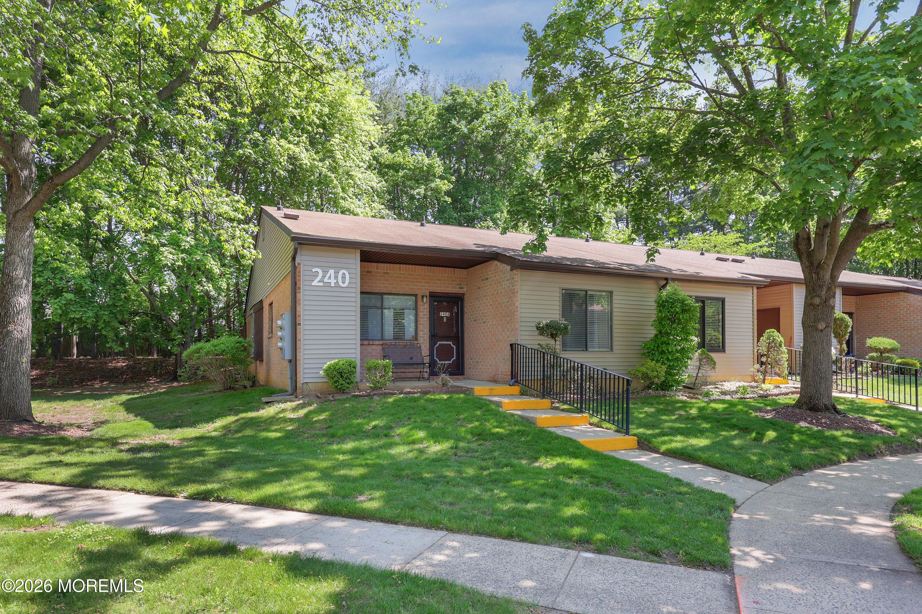 240 Medford Court Manalapan NJ 07726