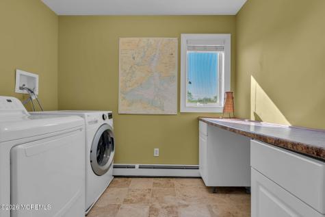 9 Hegel Place Middletown NJ 07748