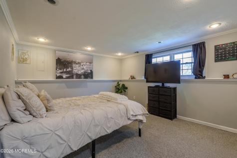 546 Vaughn Avenue Toms River NJ 08753