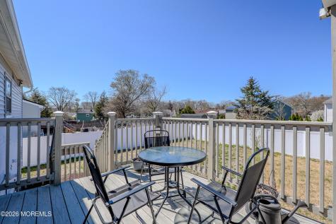 546 Vaughn Avenue Toms River NJ 08753