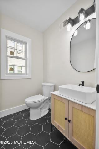 715 Stuyvesant Avenue Lyndhurst NJ 07071