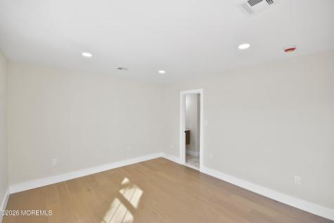 715 Stuyvesant Avenue Lyndhurst NJ 07071