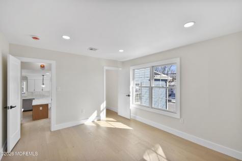 715 Stuyvesant Avenue Lyndhurst NJ 07071
