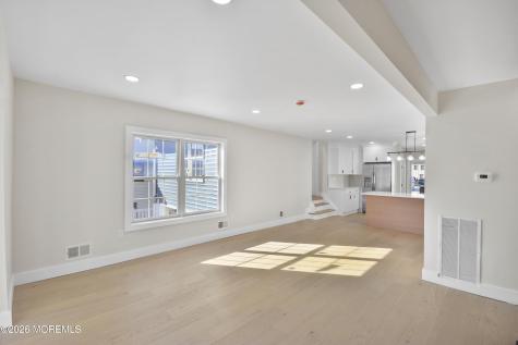715 Stuyvesant Avenue Lyndhurst NJ 07071