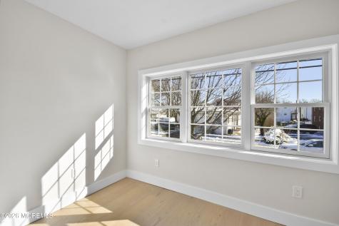 715 Stuyvesant Avenue Lyndhurst NJ 07071