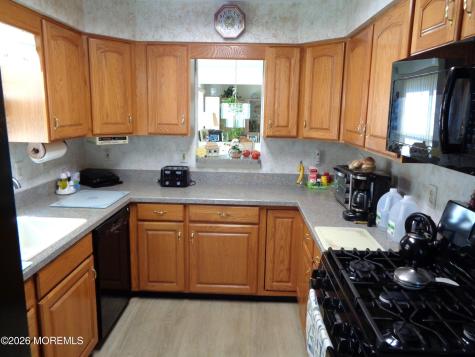 2365 Agincourt Road Toms River NJ 08755
