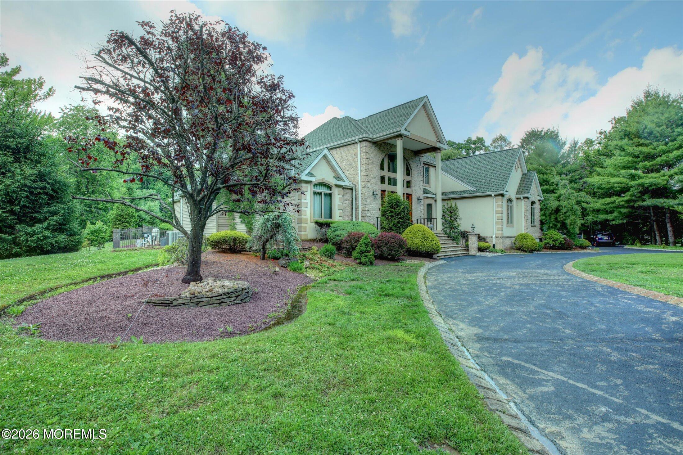 7 Mccampbell Road Holmdel NJ 07733