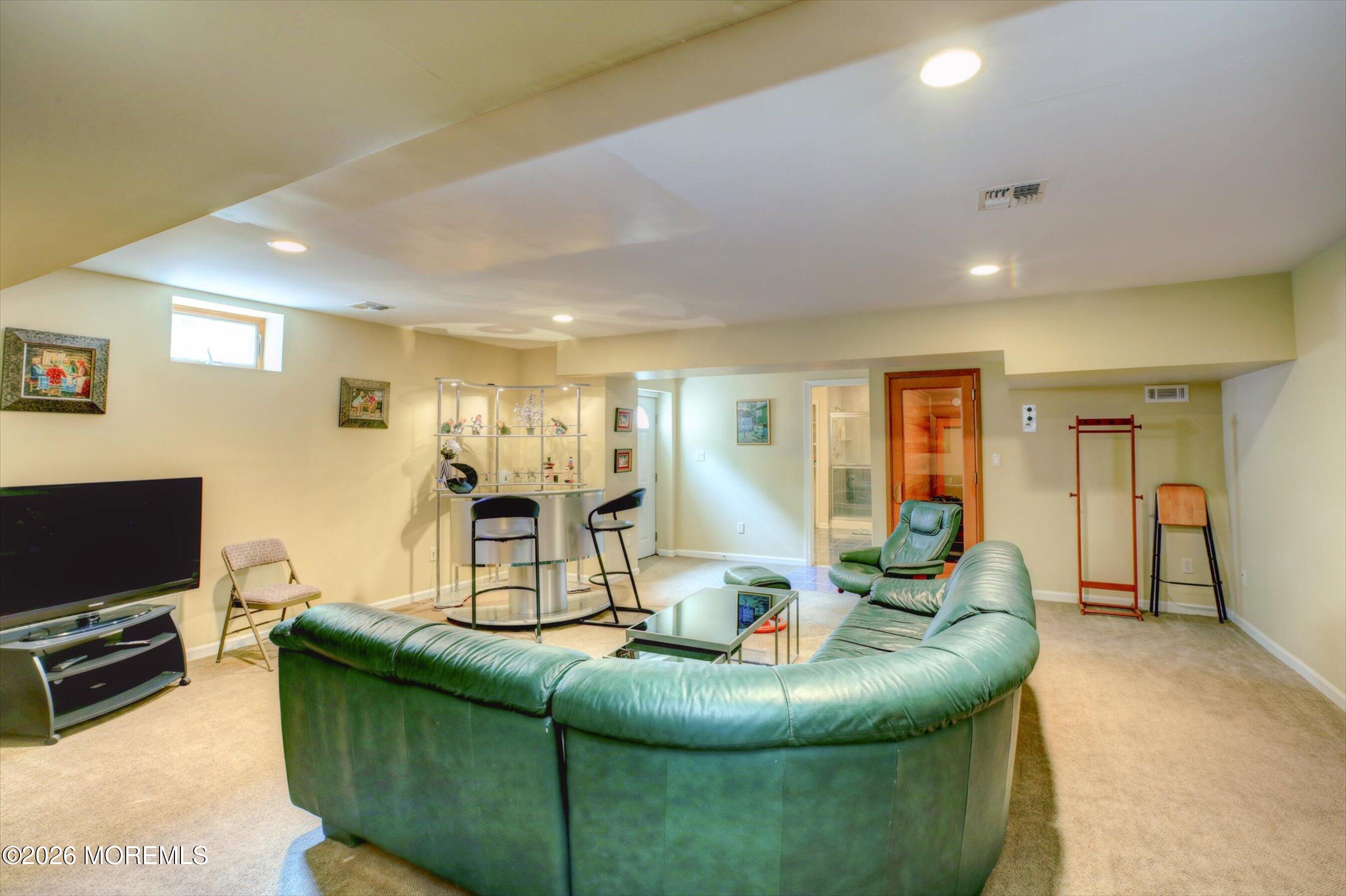 7 Mccampbell Road Holmdel NJ 07733