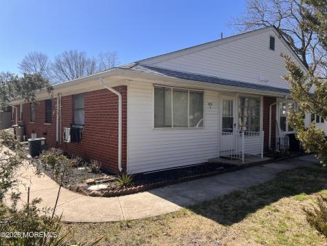 253 C Columbine Avenue Whiting NJ 08759