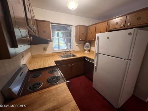 253 C Columbine Avenue Whiting NJ 08759