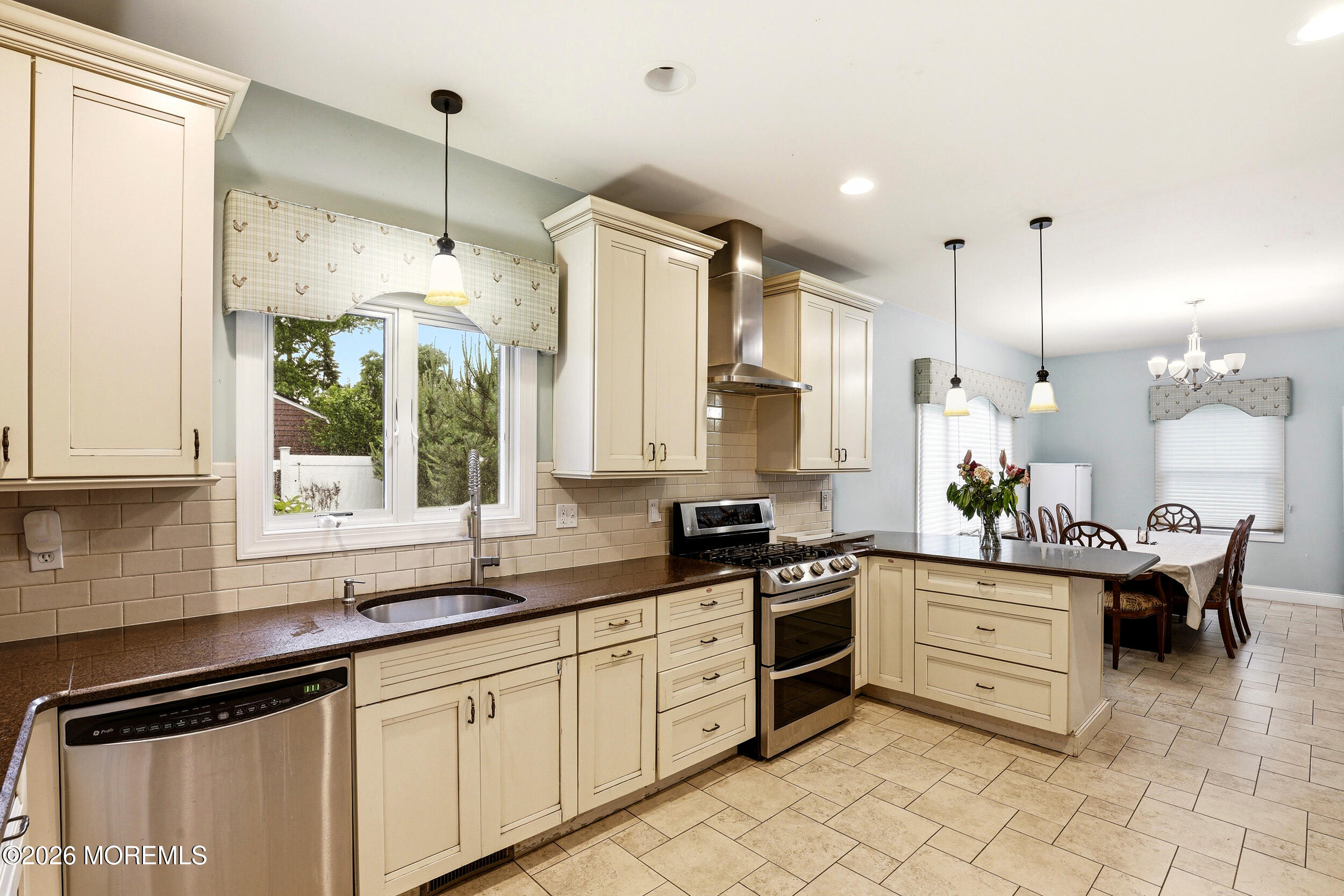 1903 Vernon Street Oakhurst NJ 07755