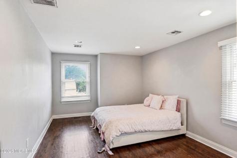 1903 Vernon Street Oakhurst NJ 07755