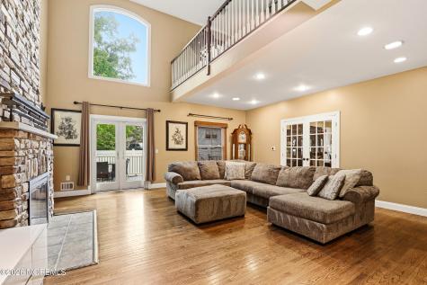 1903 Vernon Street Oakhurst NJ 07755