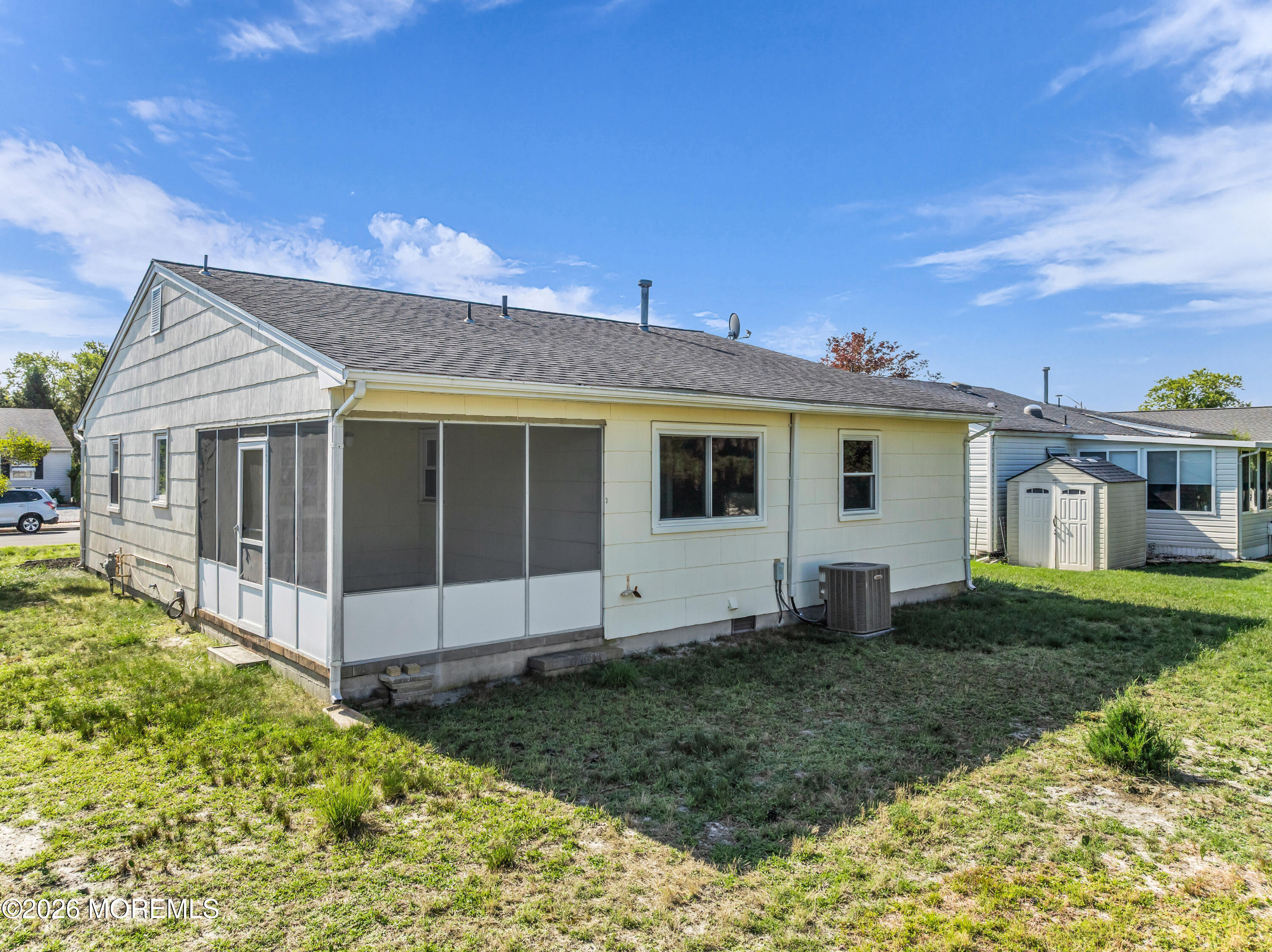 12 Bolingbroke Drive Toms River NJ 08757