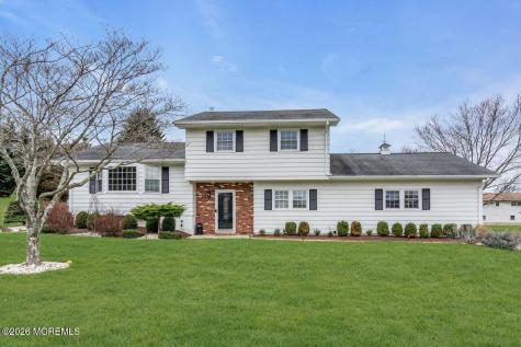 5 Travis Court Monroe NJ 08831