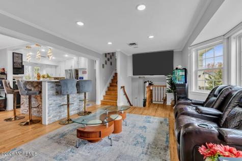 5 Travis Court Monroe NJ 08831