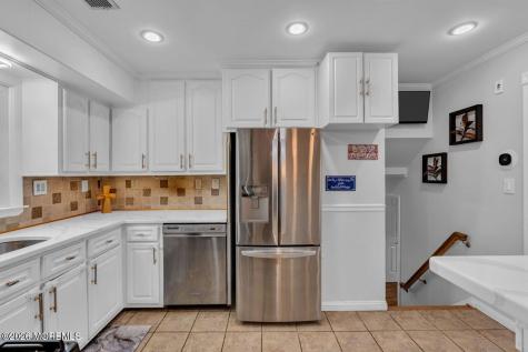 5 Travis Court Monroe NJ 08831