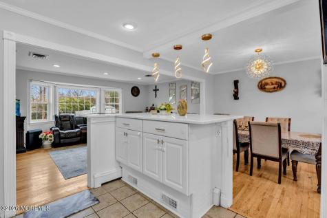 5 Travis Court Monroe NJ 08831