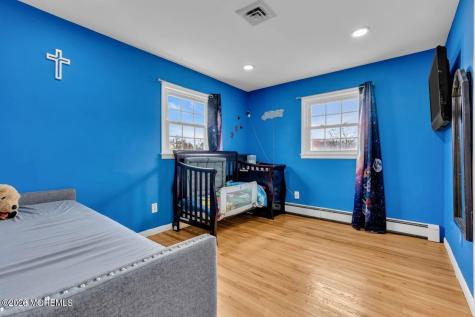 5 Travis Court Monroe NJ 08831