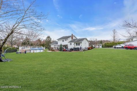5 Travis Court Monroe NJ 08831