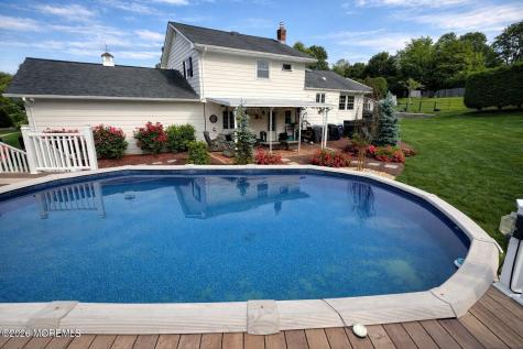 5 Travis Court Monroe NJ 08831