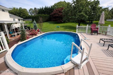 5 Travis Court Monroe NJ 08831