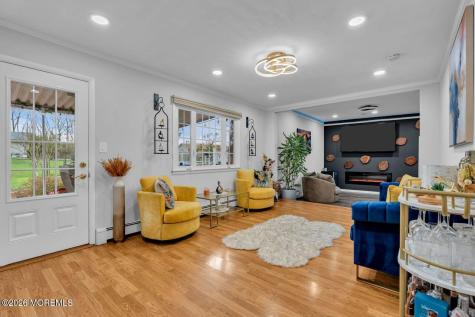 5 Travis Court Monroe NJ 08831