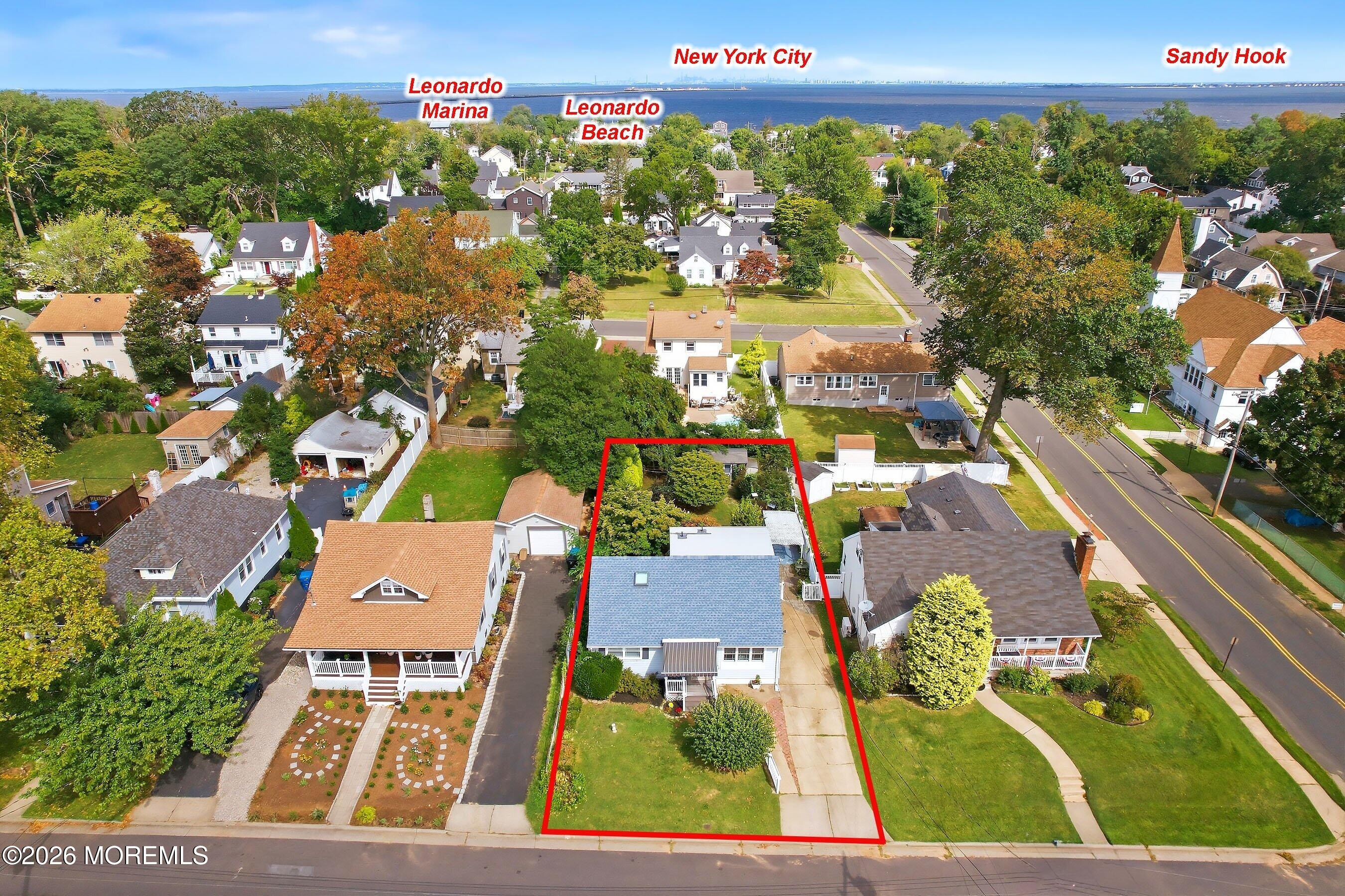 15 Washington Avenue Leonardo NJ 07737