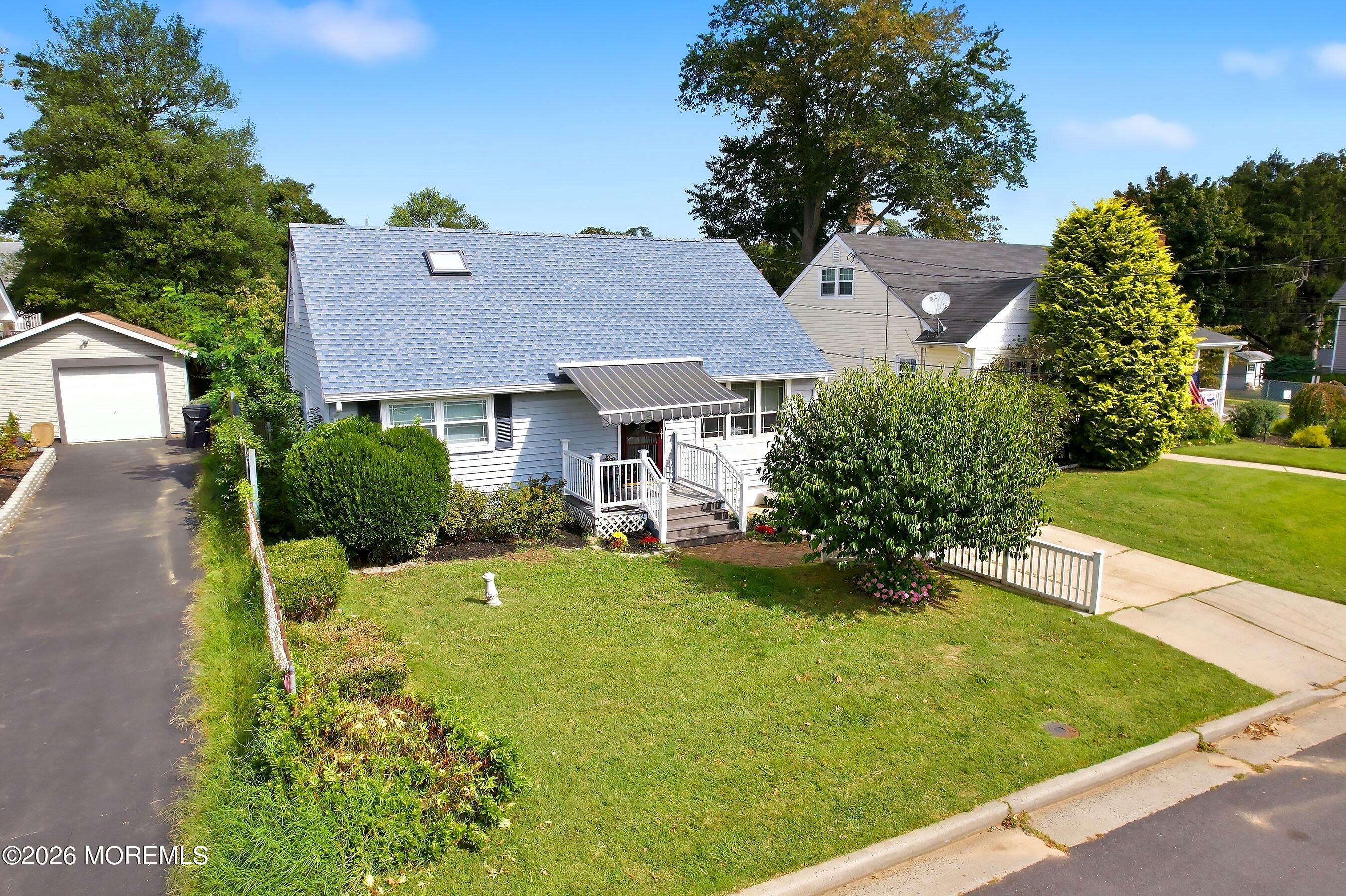15 Washington Avenue Leonardo NJ 07737