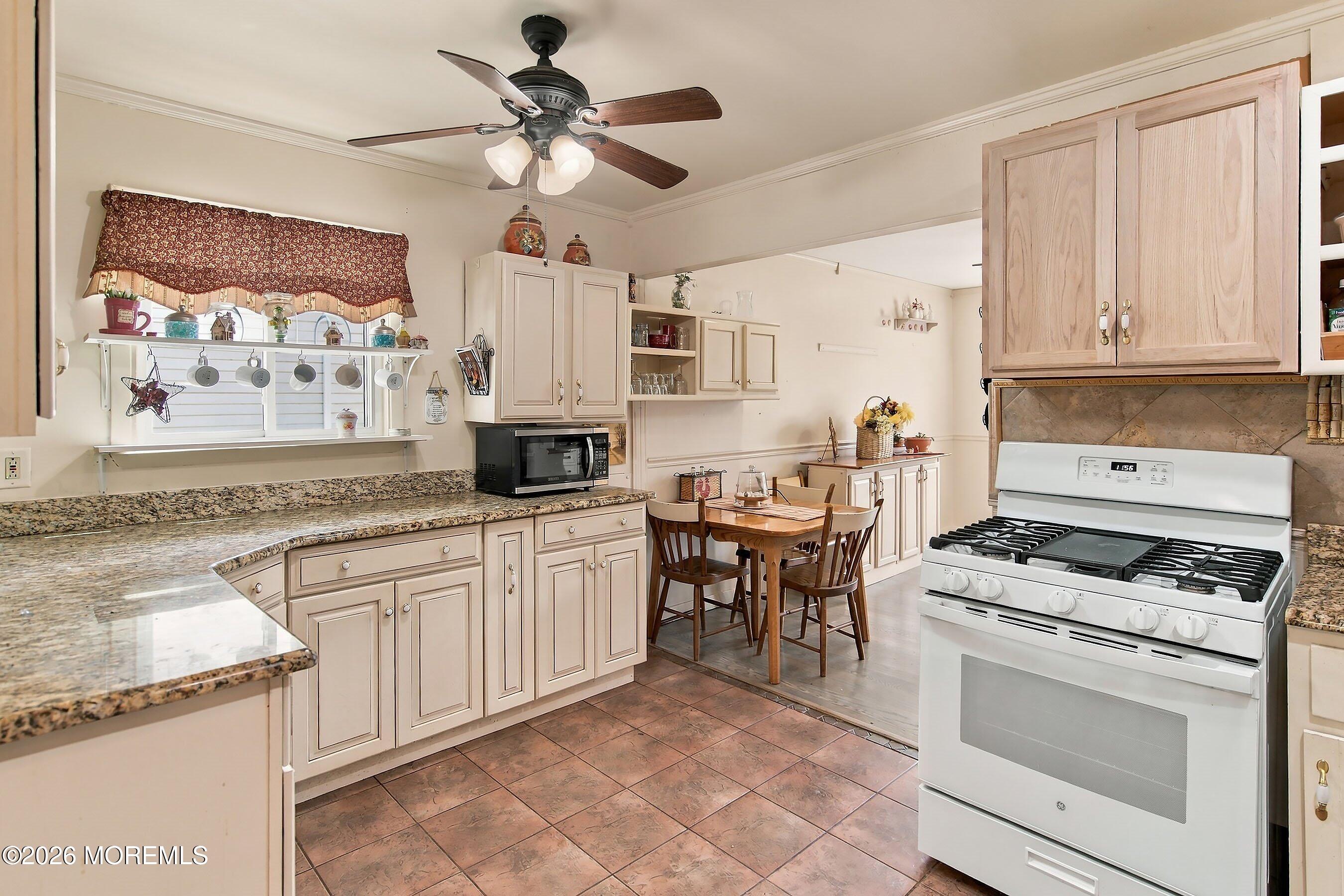 15 Washington Avenue Leonardo NJ 07737