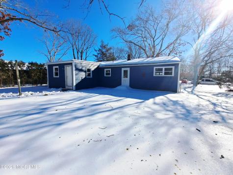 17 Clark Drive Howell NJ 07731