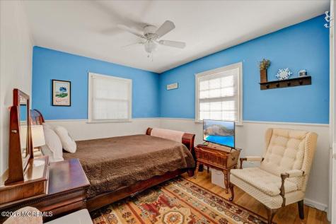 5 Brook Street Red Bank NJ 07701