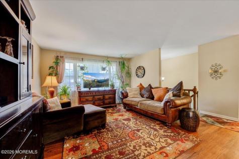 5 Brook Street Red Bank NJ 07701