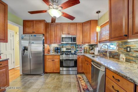 5 Brook Street Red Bank NJ 07701
