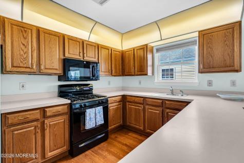 27 Abergele Drive Toms River NJ 08757