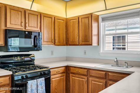 27 Abergele Drive Toms River NJ 08757