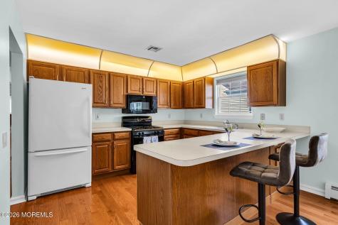 27 Abergele Drive Toms River NJ 08757