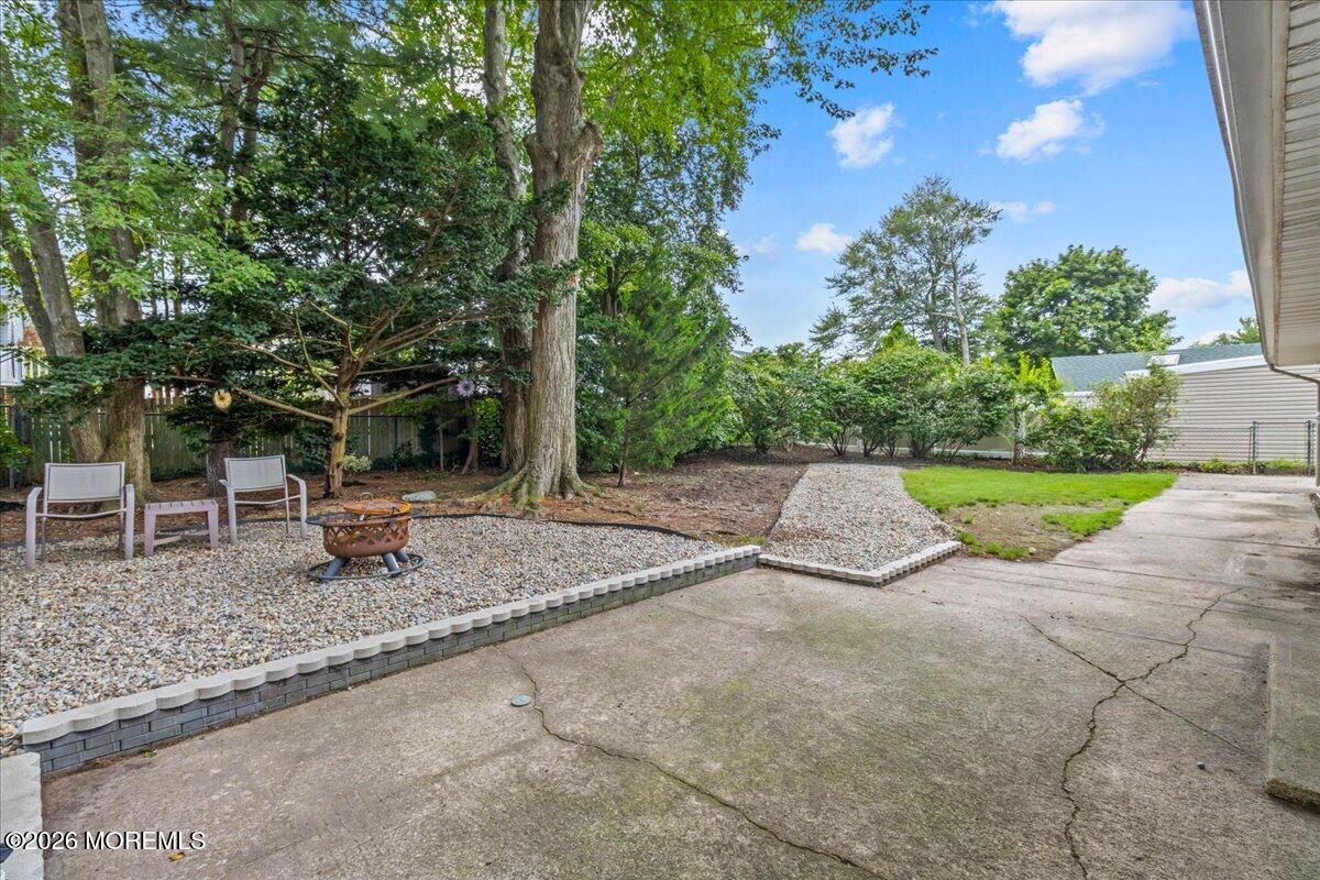 126 Compass Avenue Beachwood NJ 08722