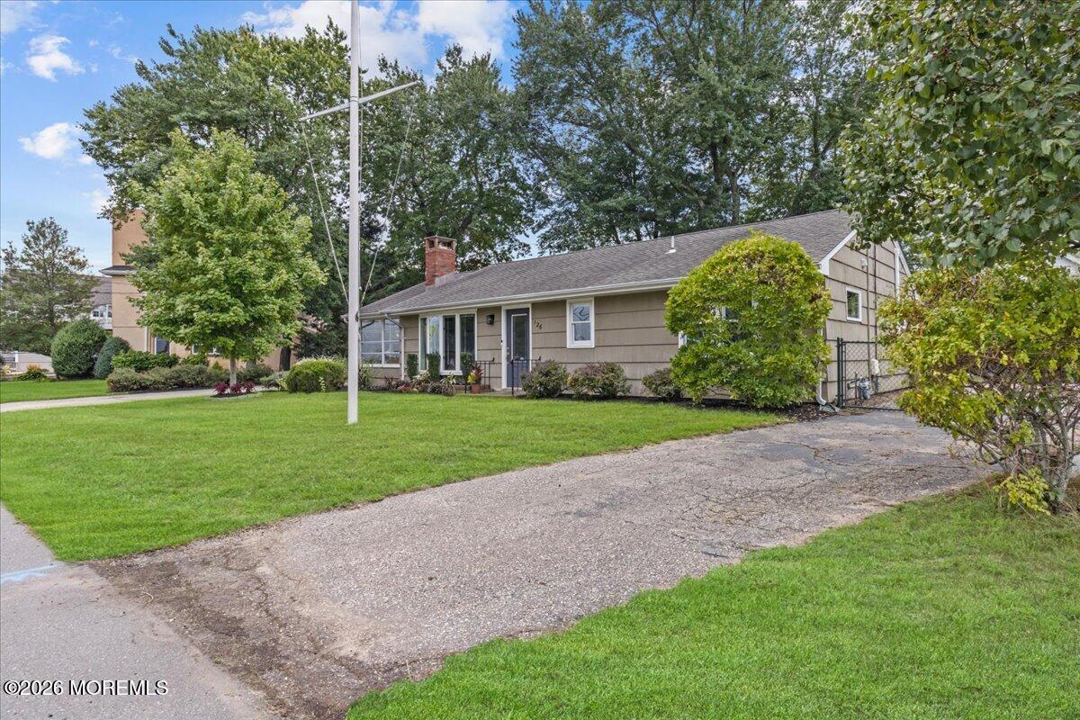 126 Compass Avenue Beachwood NJ 08722
