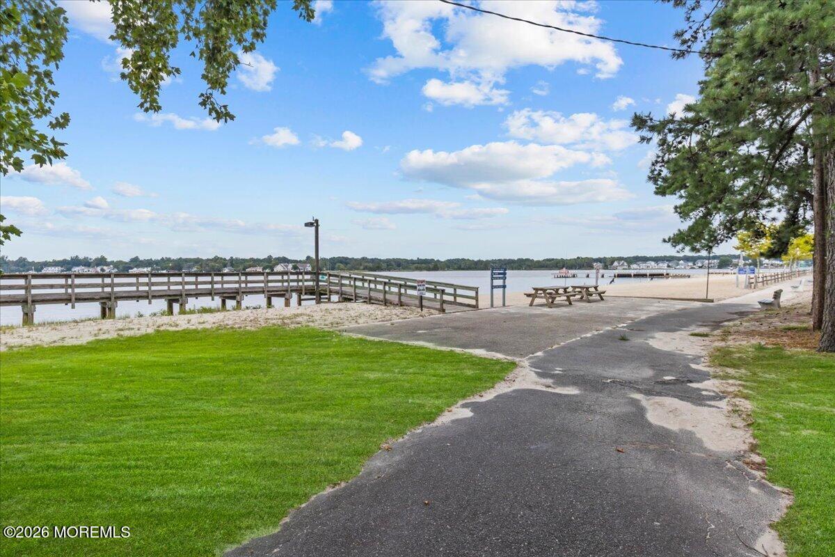 126 Compass Avenue Beachwood NJ 08722