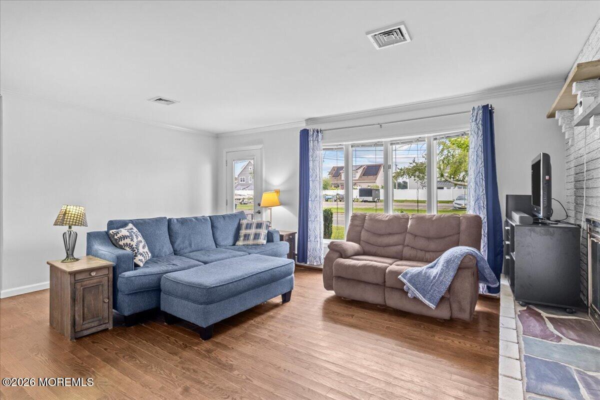 126 Compass Avenue Beachwood NJ 08722