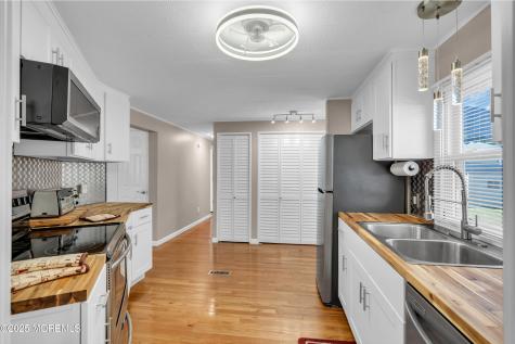 166 Mockingbird Way Whiting NJ 08759