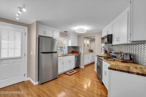 166 Mockingbird Way Whiting NJ 08759
