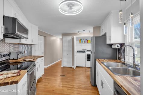 166 Mockingbird Way Whiting NJ 08759