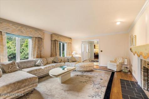 7 Morse Way N Holmdel NJ 07733