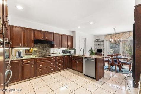 7 Morse Way N Holmdel NJ 07733