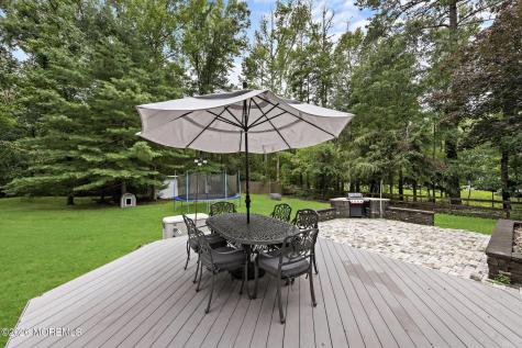 289 Cranberry Road Farmingdale NJ 07727