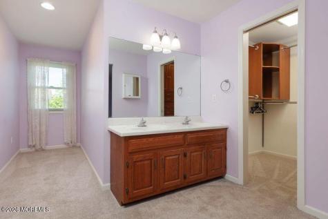 3 Baskenridge Drive Middletown NJ 07748