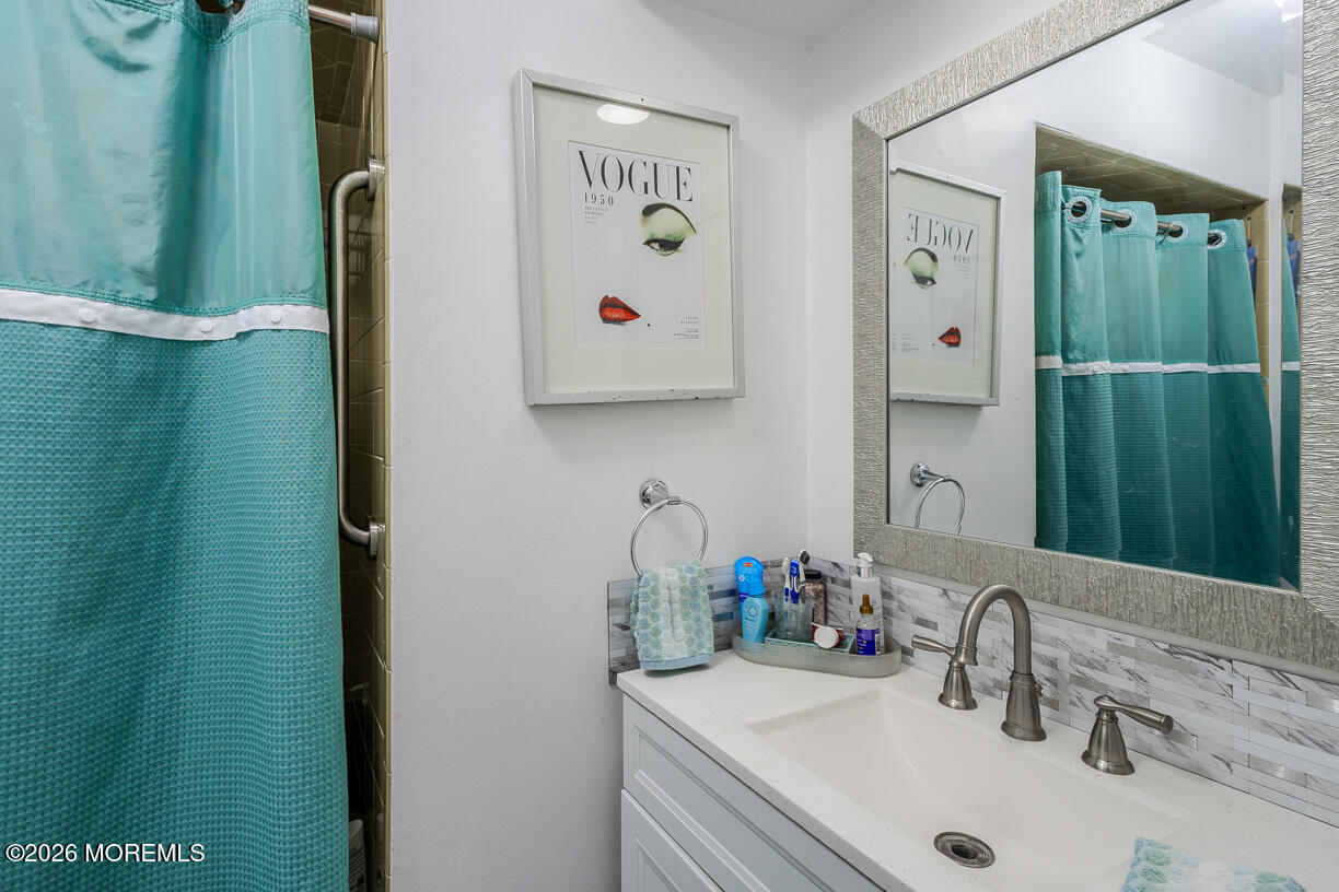 131 Amberly Drive Manalapan NJ 07726